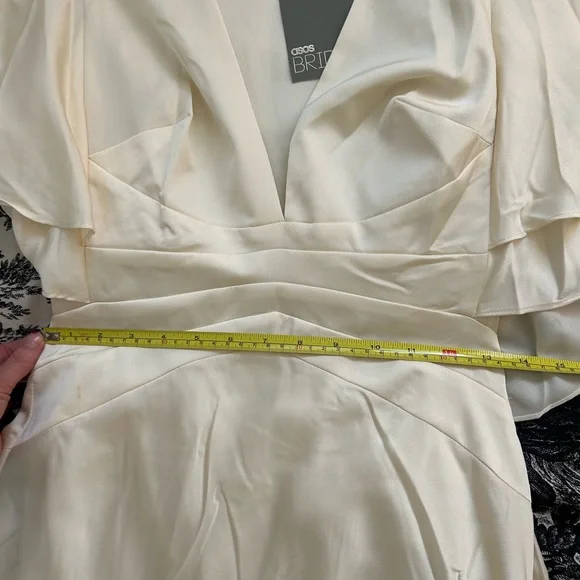 ASOS Wedding Dress - Off-White Satin, Retro Hollywood Glamour NWT Size 4 - Picture 11 of 14